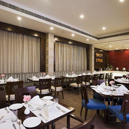 The Manor Bareilly By Leisure Hotels Bareli Exterior foto