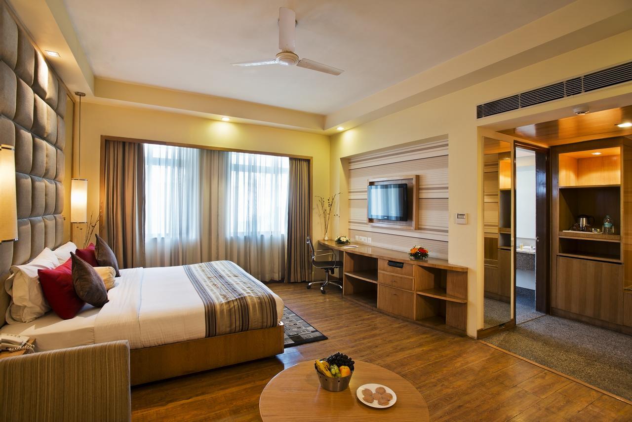 The Manor Bareilly By Leisure Hotels Bareli Exterior foto