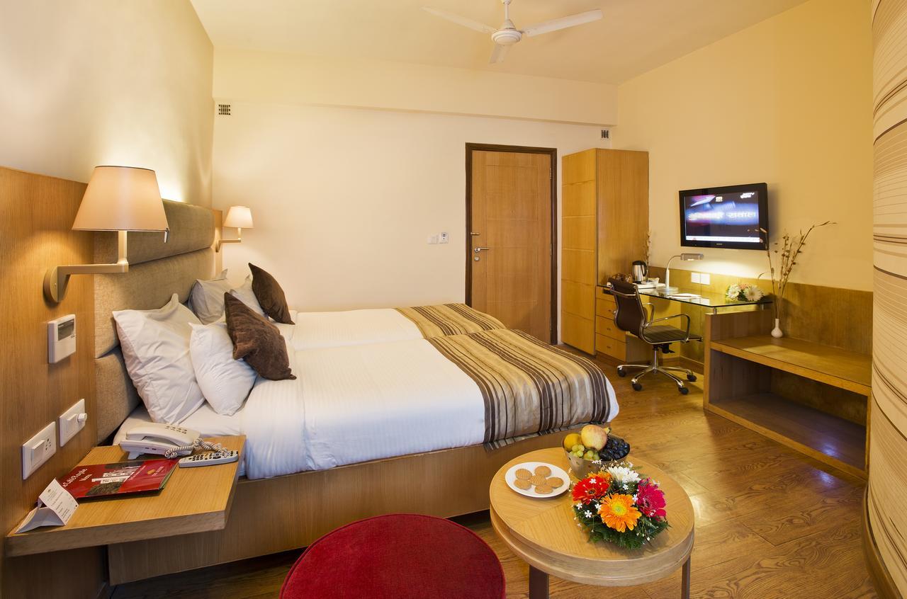 The Manor Bareilly By Leisure Hotels Bareli Exterior foto