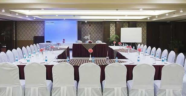 The Manor Bareilly By Leisure Hotels Bareli Exterior foto